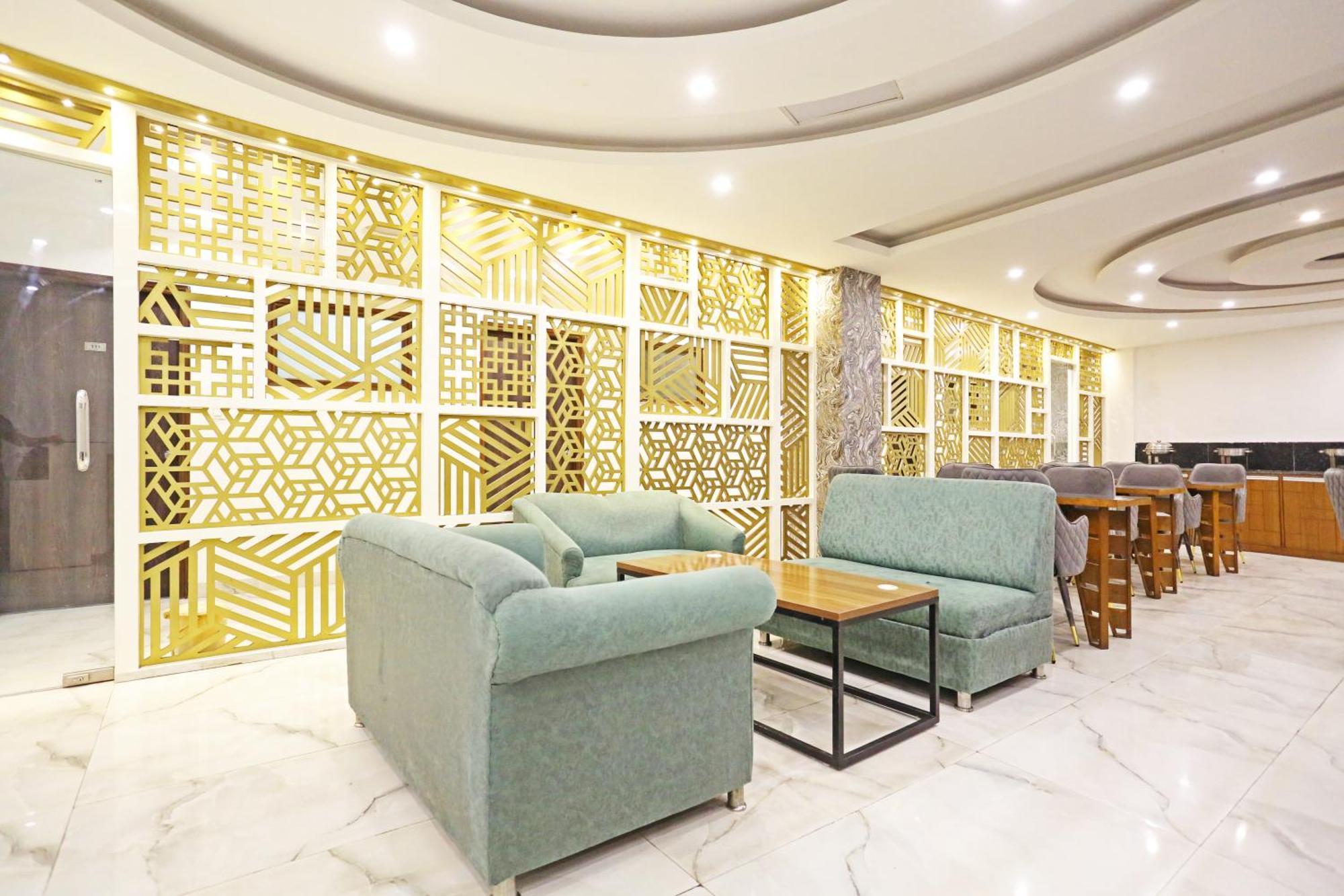 Hotel Ambrosia - A Boutique Hotel ニューデリー エクステリア 写真